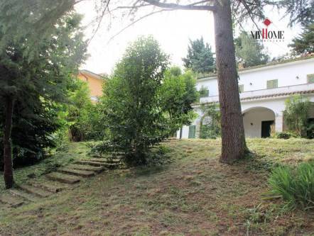 Villa in vendita a Colli del Tronto, 17 locali, prezzo € 398.000 | PortaleAgenzieImmobiliari.it