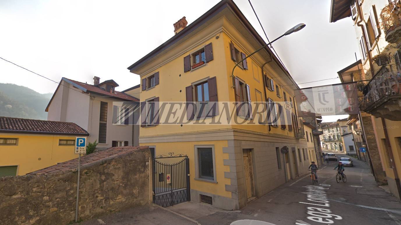 Negozio / Locale in vendita a Pontida, 9999 locali, prezzo € 295.000 | PortaleAgenzieImmobiliari.it
