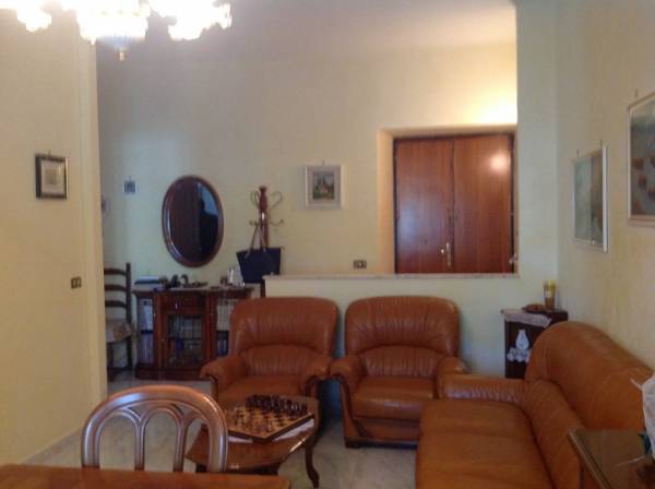 Appartamento in vendita a Roccasecca, 5 locali, prezzo € 75.000 | PortaleAgenzieImmobiliari.it