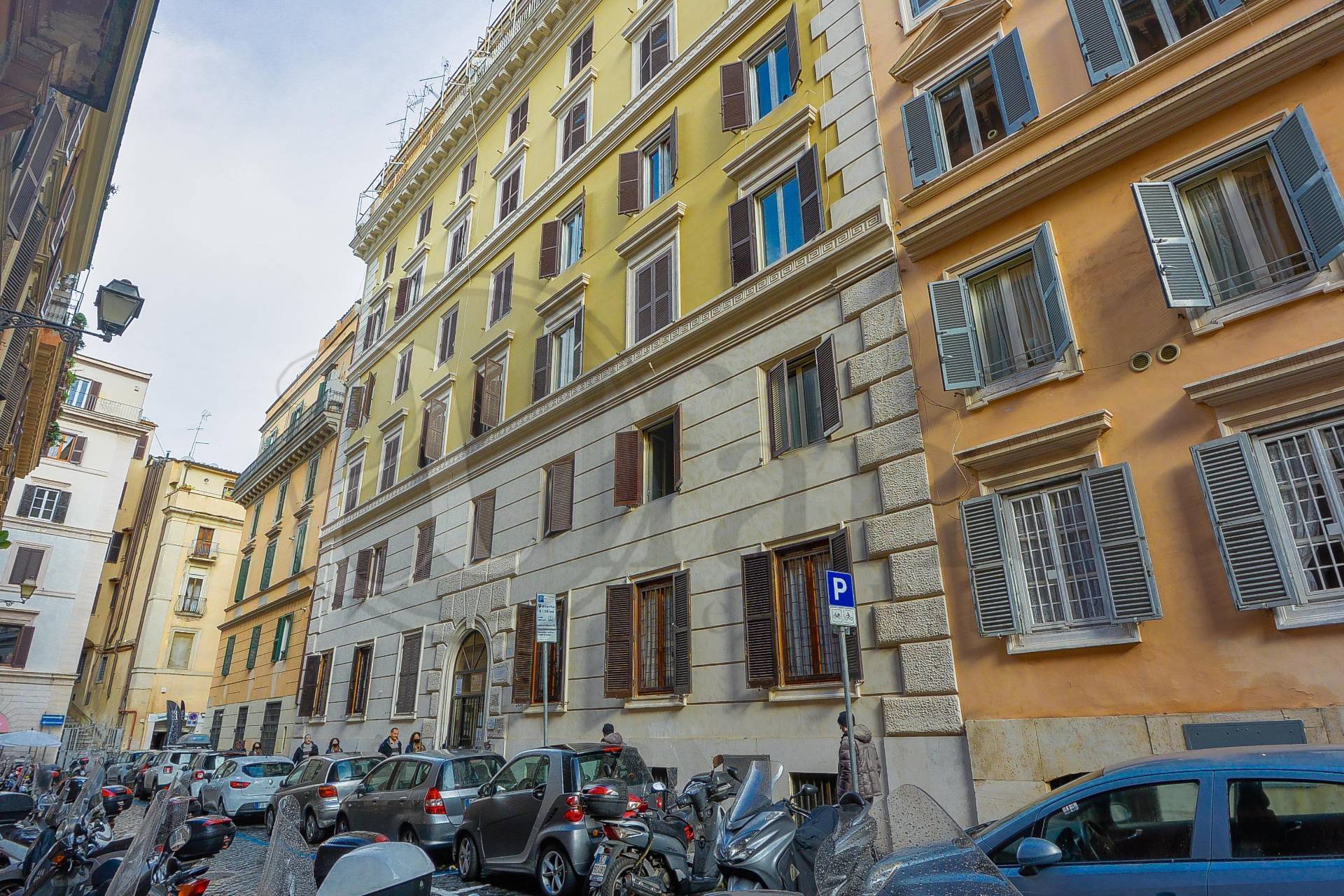 Appartamento in vendita a Roma, 6 locali, zona Località: CentroStorico, prezzo € 398.000 | CambioCasa.it
