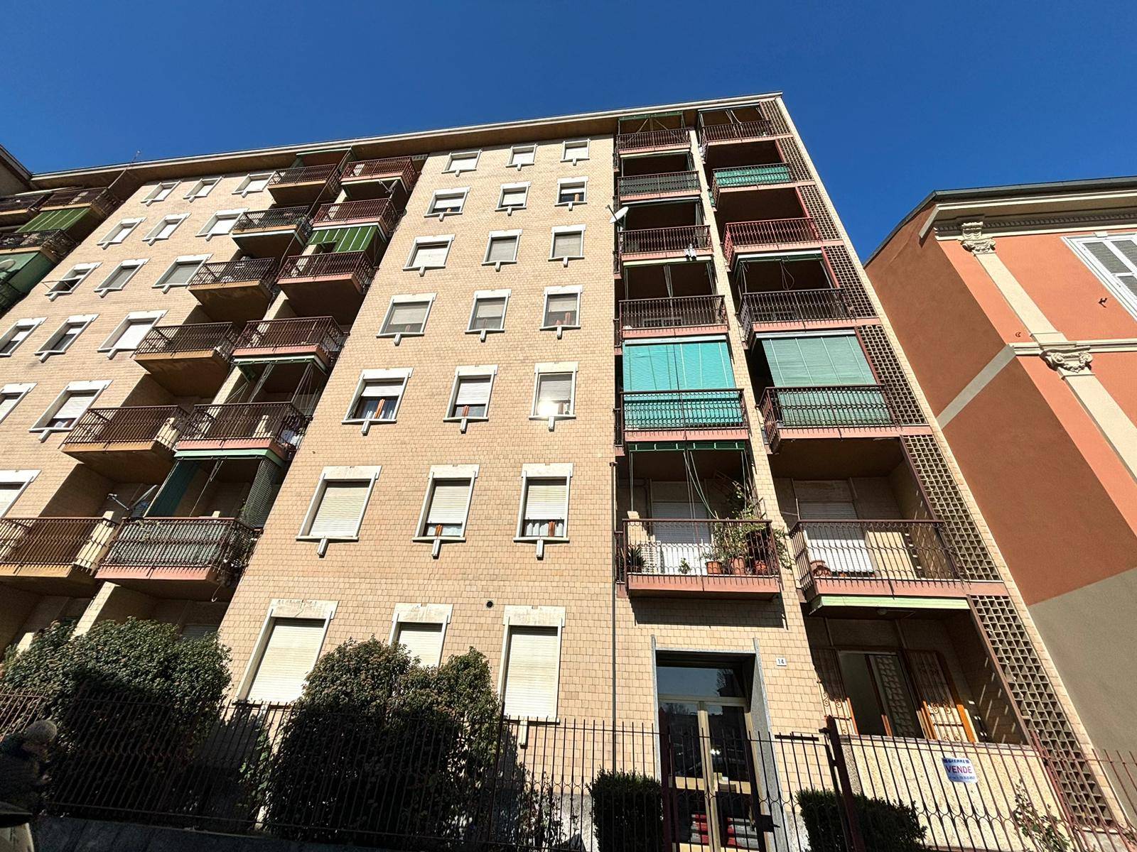Appartamento in vendita a Alessandria, 3 locali, zona Località: Centro-P.zzaMatteotti, prezzo € 59.000 | PortaleAgenzieImmobiliari.it
