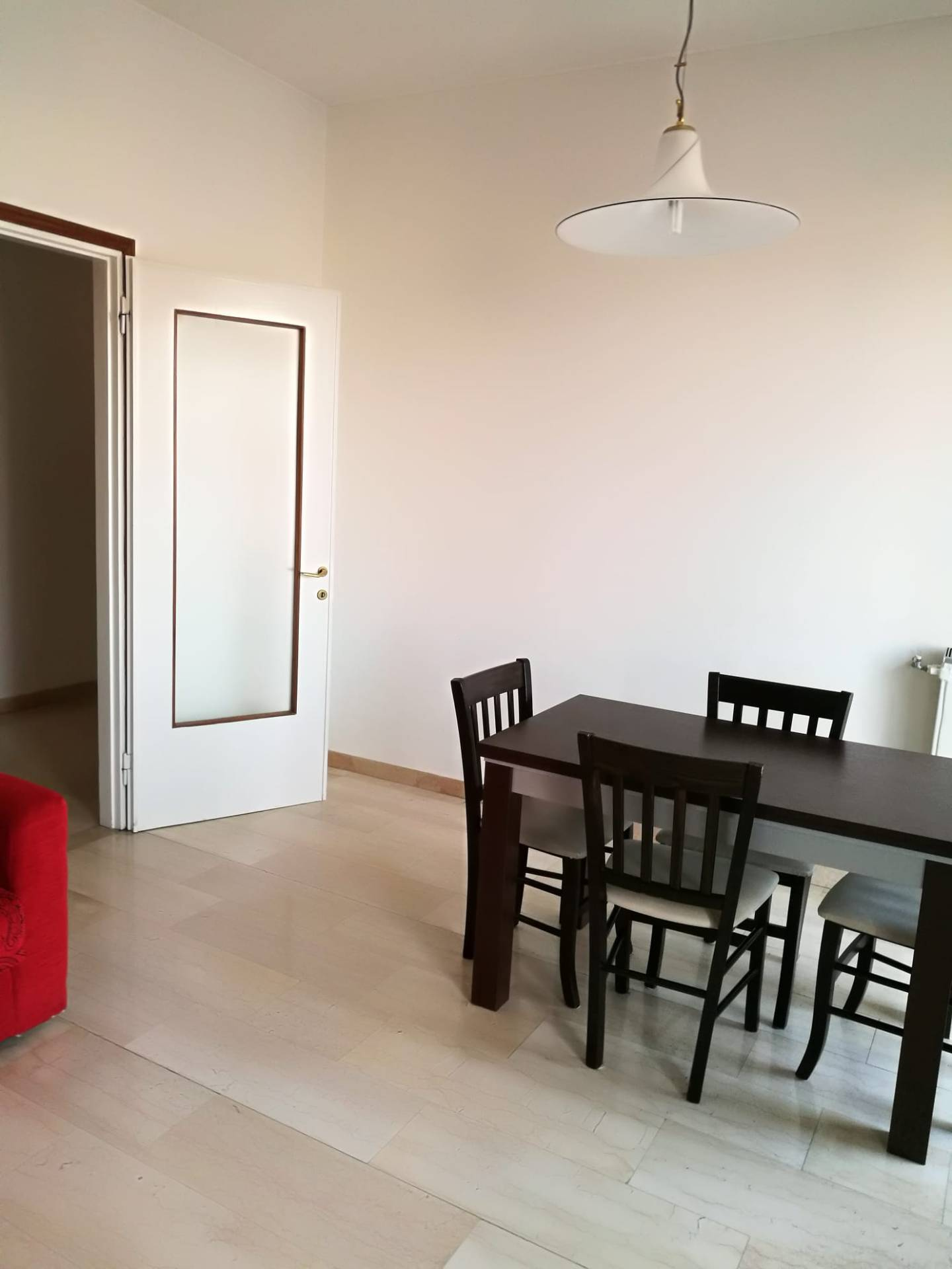Appartamento in affitto a Saronno, 2 locali, prezzo € 600 | CambioCasa.it