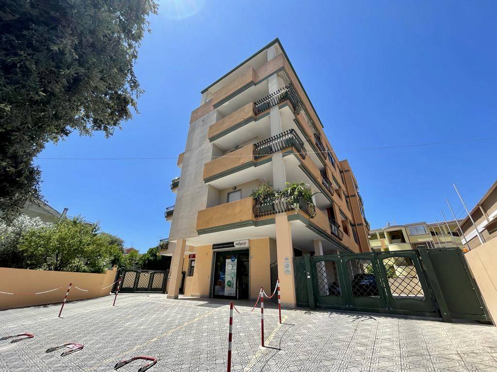 Appartamento in vendita a Quartu Sant'Elena, 4 locali, zona Località: Colombo, prezzo € 145.000 | PortaleAgenzieImmobiliari.it