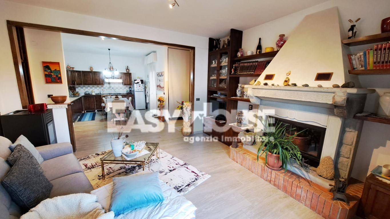 Appartamento in vendita a Castiglion Fibocchi, 4 locali, prezzo € 189.000 | PortaleAgenzieImmobiliari.it