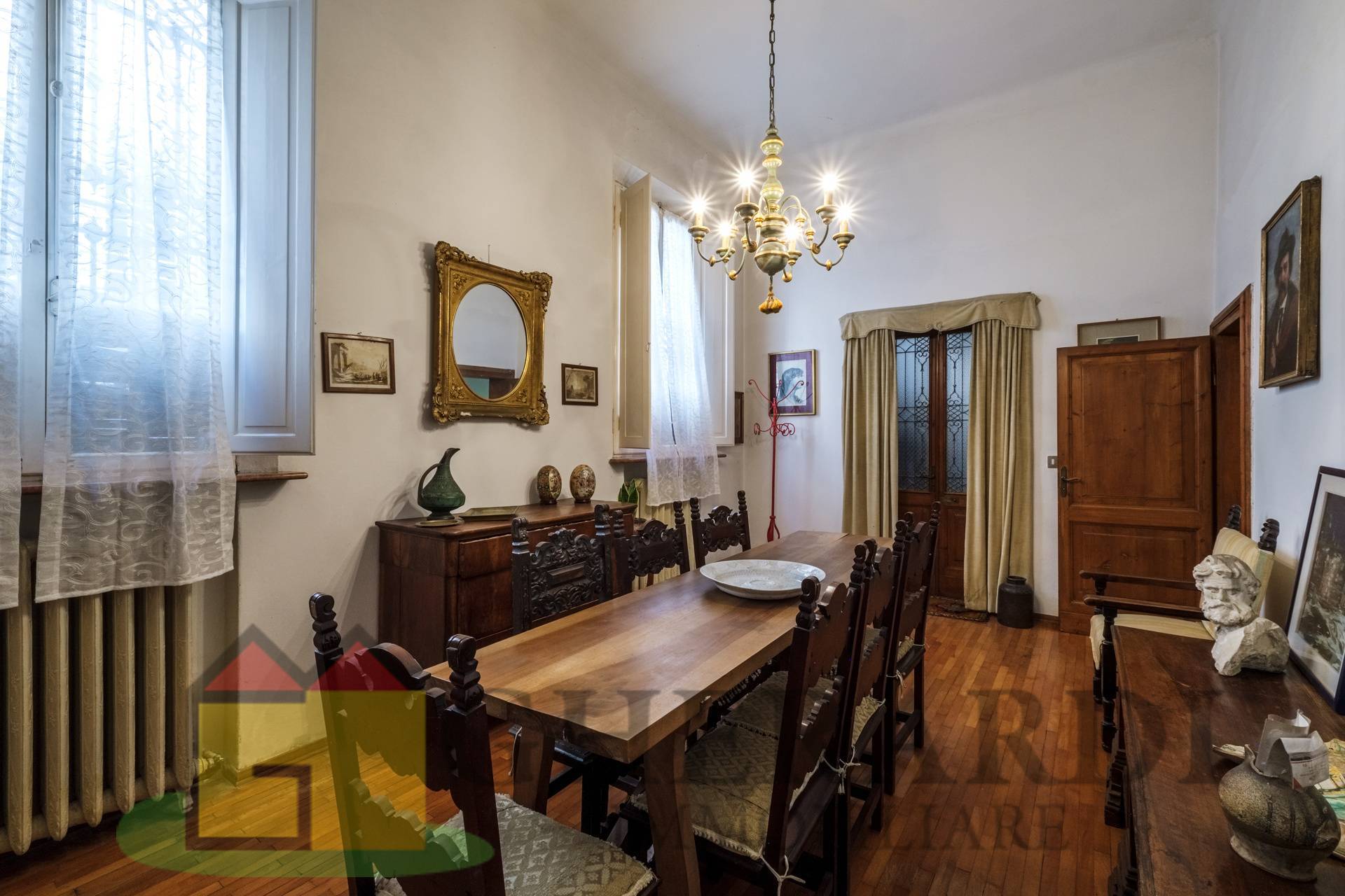 Villa in vendita a Ferrara, 12 locali, zona Località: EntroMura, prezzo € 610.000 | PortaleAgenzieImmobiliari.it