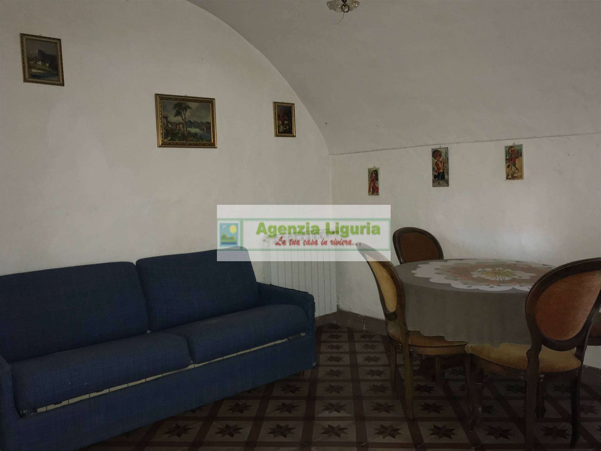 Appartamento in vendita a Perinaldo, 5 locali, prezzo € 49.000 | PortaleAgenzieImmobiliari.it