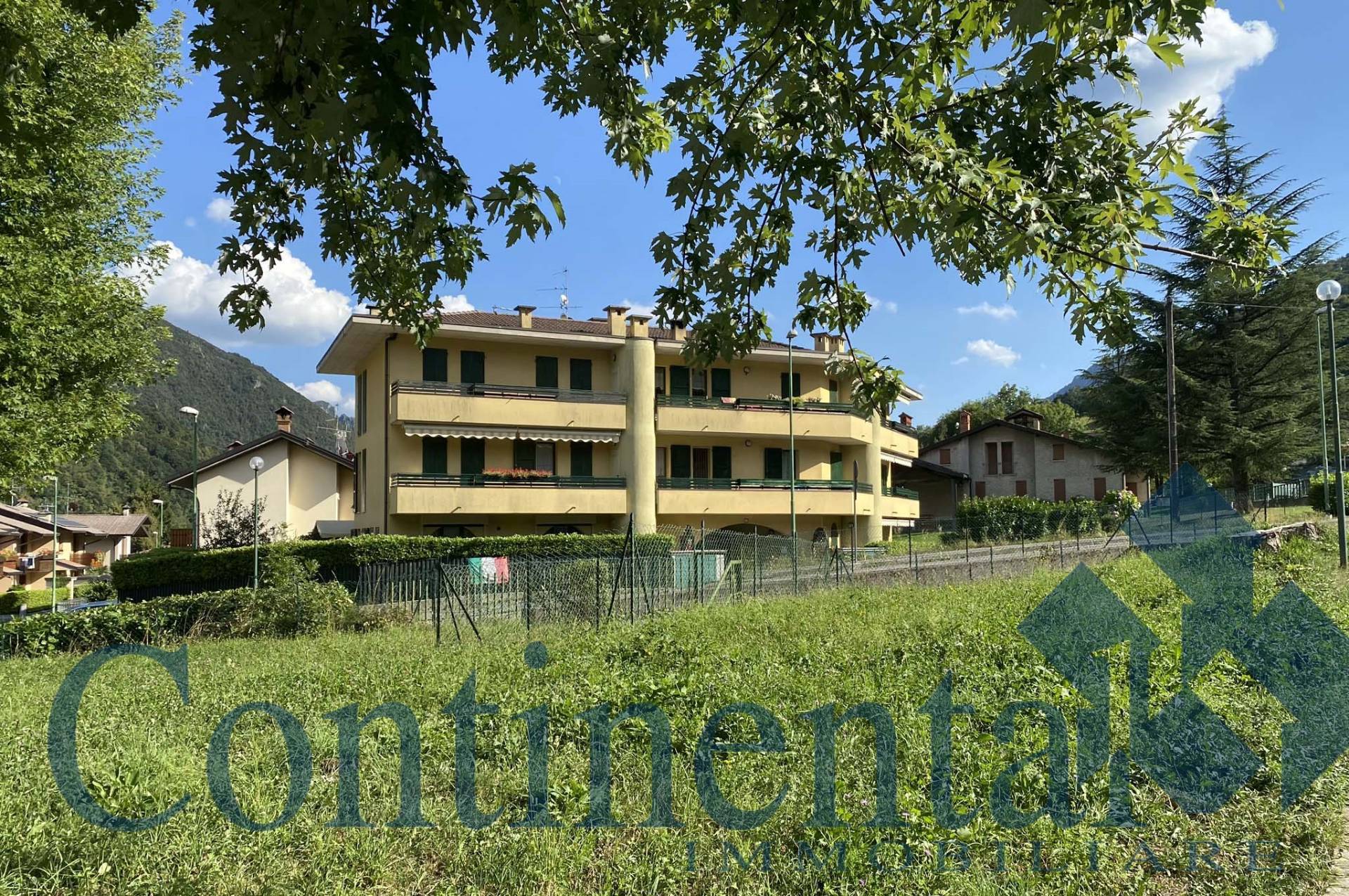 Appartamento in vendita a San Giovanni Bianco, 3 locali, prezzo € 135.000 | PortaleAgenzieImmobiliari.it