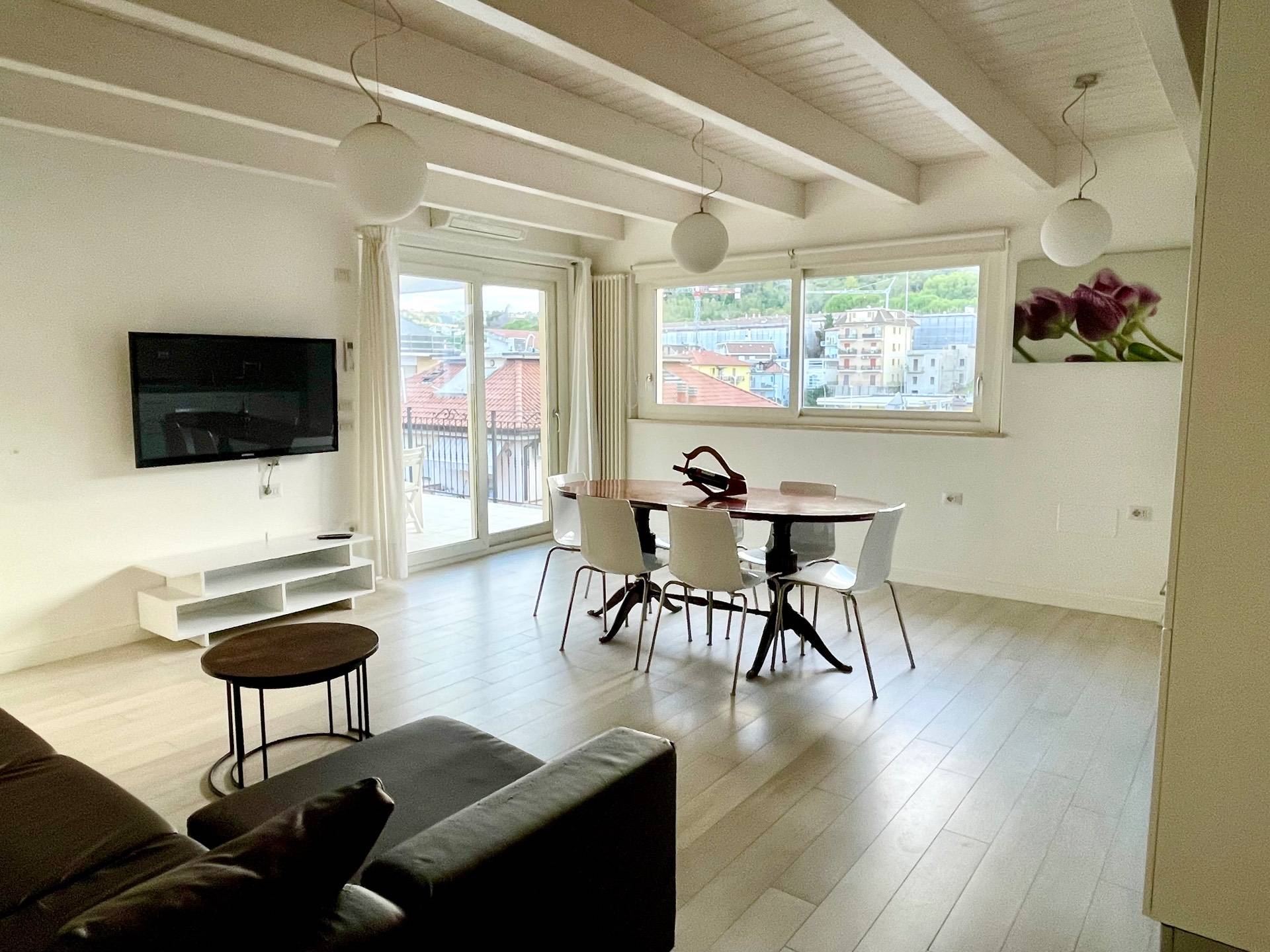 Appartamento in vendita a San Benedetto del Tronto, 4 locali, zona Località: zonaAscolani, prezzo € 220.000 | PortaleAgenzieImmobiliari.it