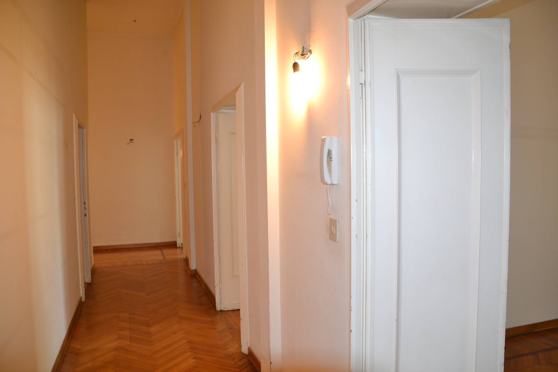 Appartamento in vendita a Padova, 5 locali, zona Località: Centrostorico, prezzo € 470.000 | PortaleAgenzieImmobiliari.it