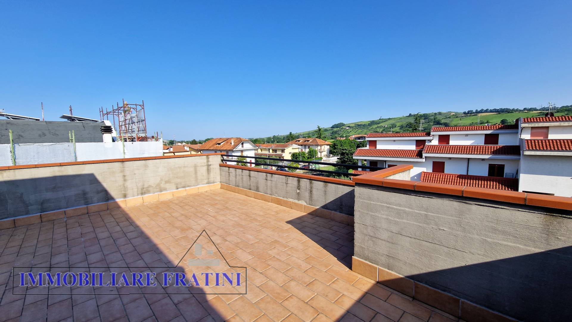 Appartamento in vendita a Folignano, 6 locali, zona Località: PianediMorro, prezzo € 125.000 | PortaleAgenzieImmobiliari.it