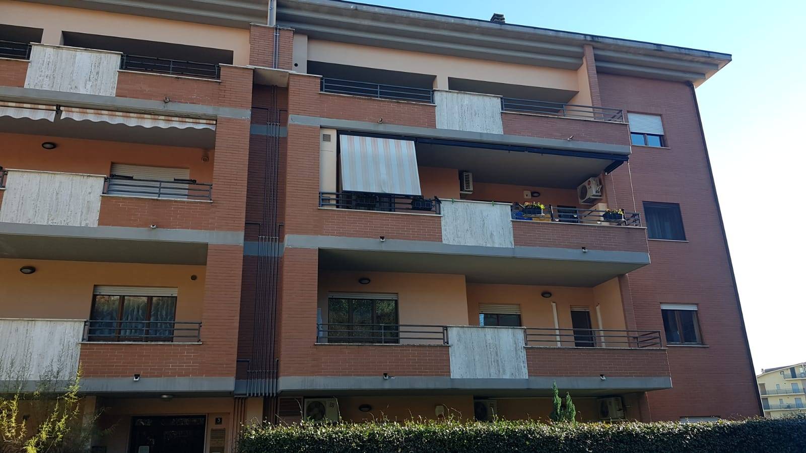 Appartamento in vendita a Colleferro, 3 locali, zona Località: VIAORIANAFALLACI, prezzo € 128.000 | CambioCasa.it