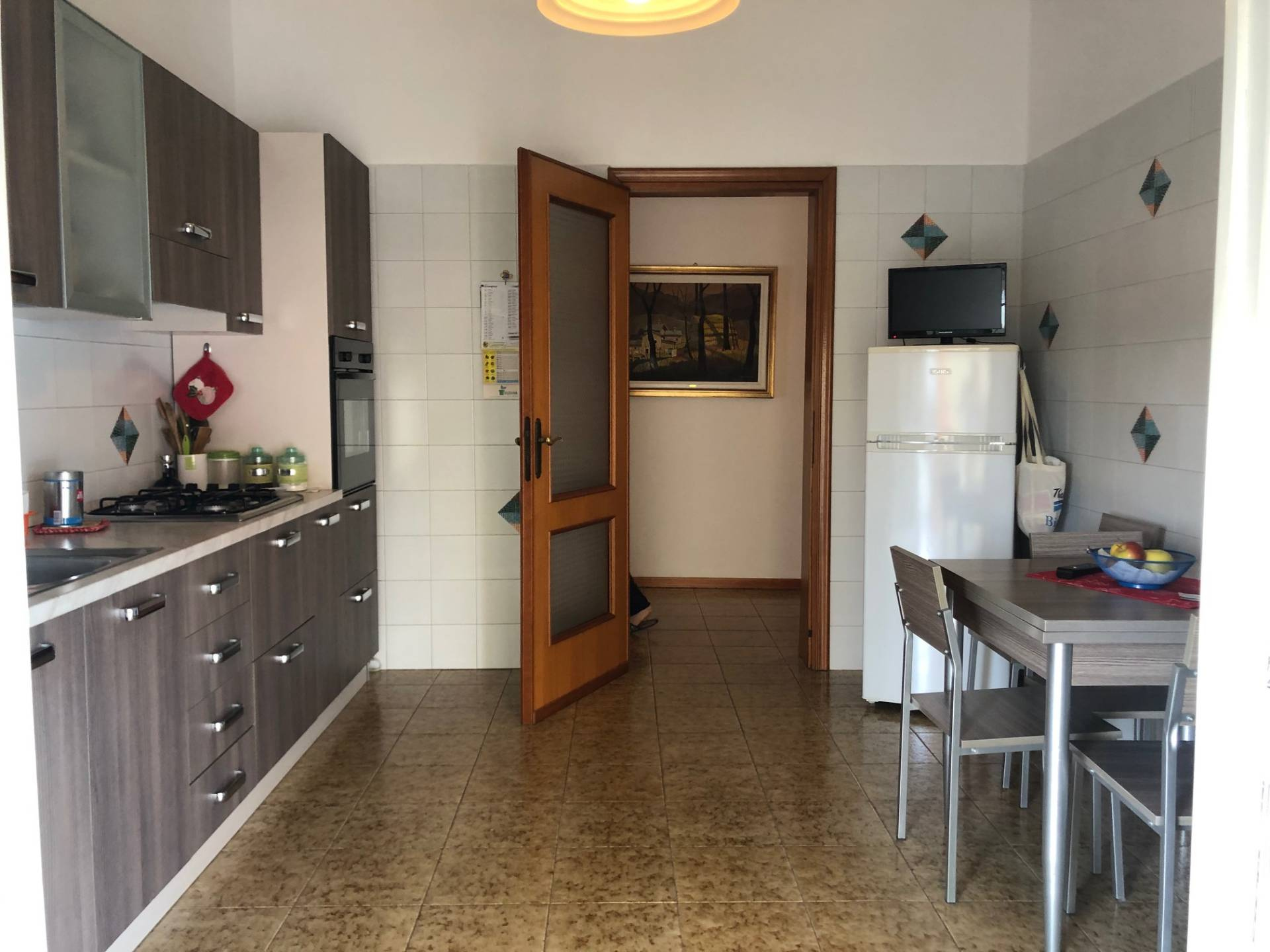 Appartamento in affitto a Oleggio, 2 locali, zona Località: vicinanzecentro, prezzo € 400 | CambioCasa.it