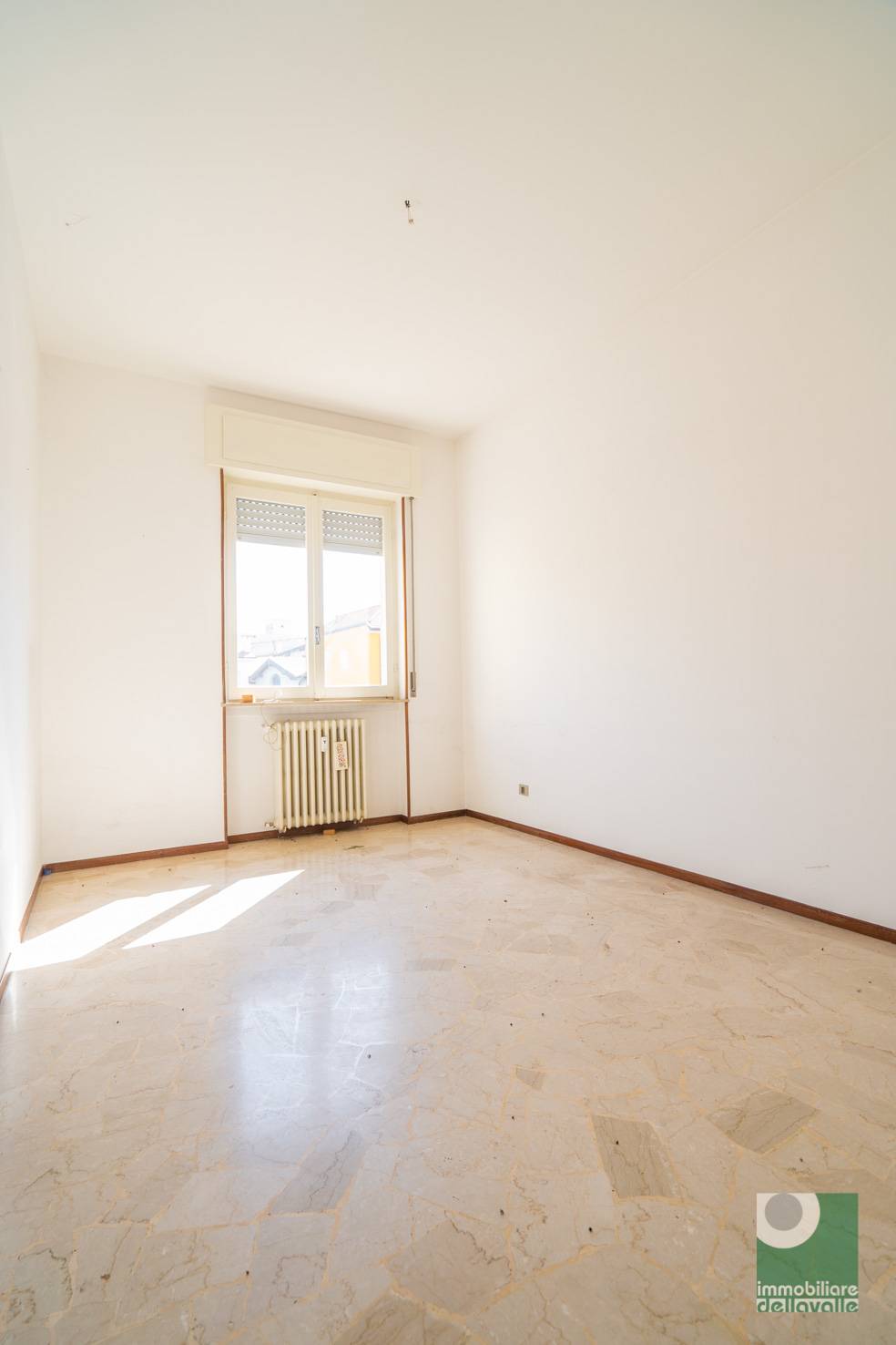 Appartamento in vendita a Oleggio, 3 locali, prezzo € 75.000 | CambioCasa.it