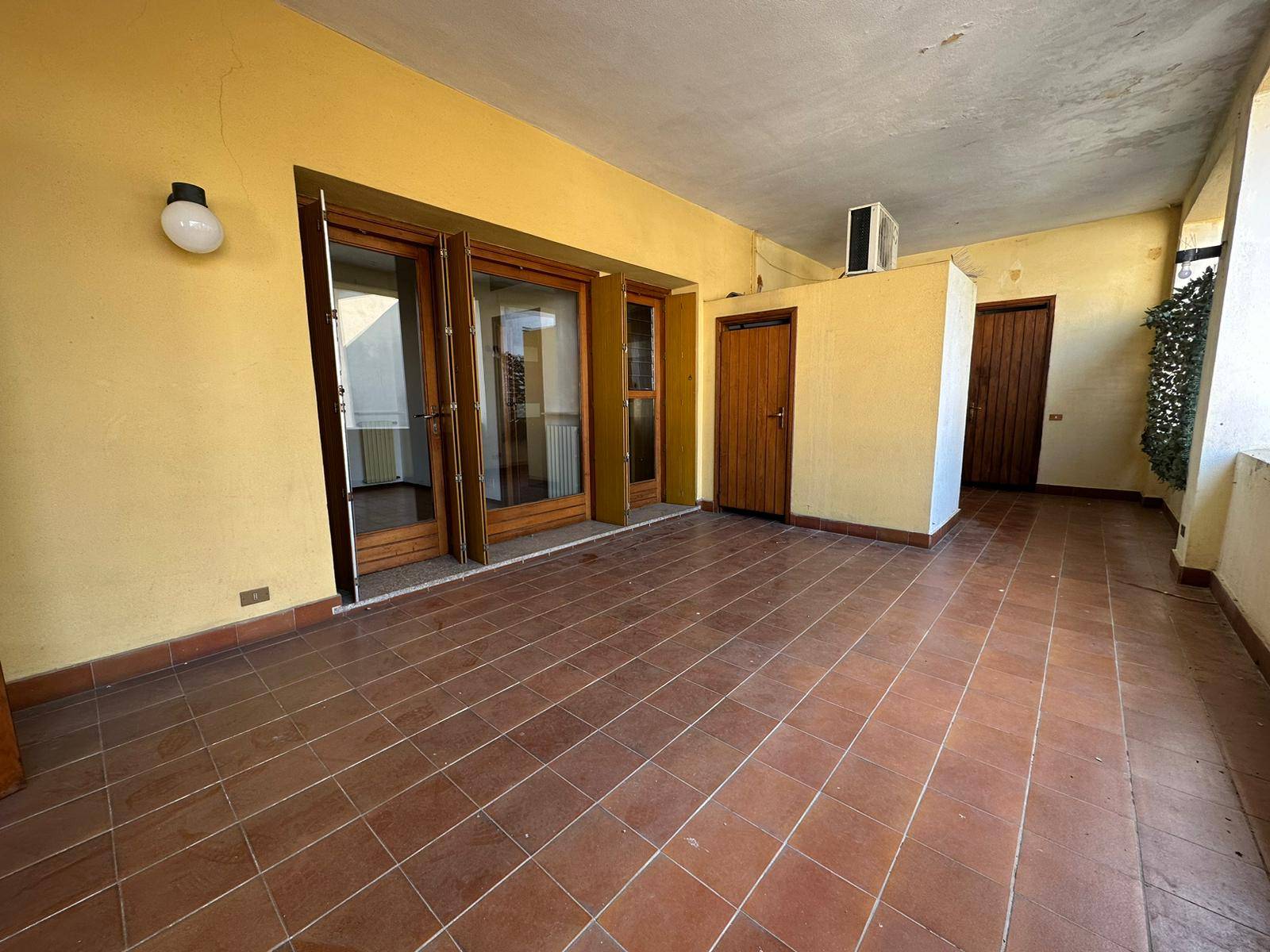 Appartamento in affitto a Oleggio, 3 locali, prezzo € 500 | CambioCasa.it