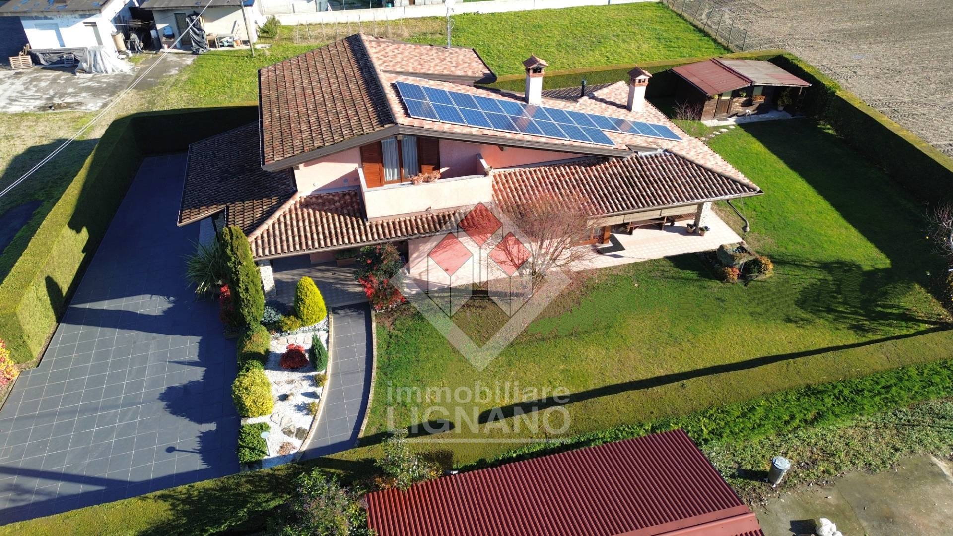 Villa in vendita a San Michele al Tagliamento, 7 locali, prezzo € 439.000 | PortaleAgenzieImmobiliari.it