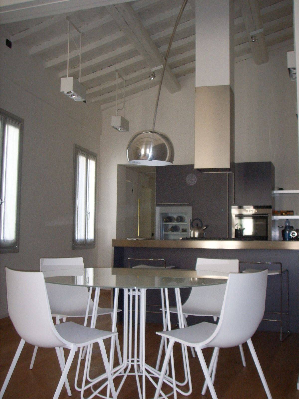 Appartamento in affitto a Mantova, 3 locali, zona Località: Centrostorico, prezzo € 950 | PortaleAgenzieImmobiliari.it