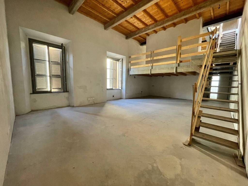 Appartamento in vendita a Mantova, 5 locali, zona Località: Centrostorico, prezzo € 456.000 | PortaleAgenzieImmobiliari.it