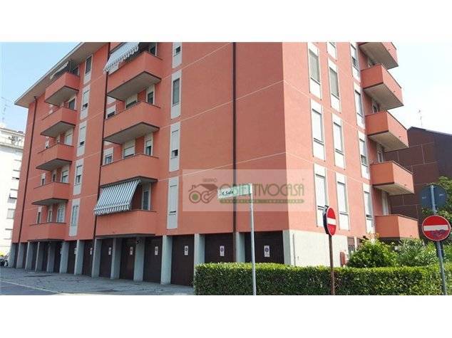 Appartamento in vendita a Trezzano sul Naviglio, 3 locali, zona Località: Zingone, prezzo € 230.000 | CambioCasa.it