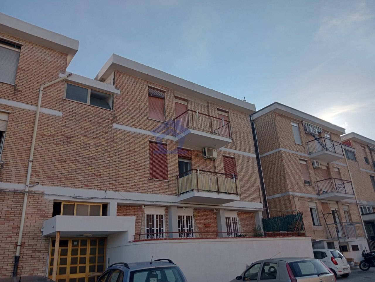Appartamento in vendita a Torre Annunziata, 3 locali, zona Località: sud, prezzo € 140.000 | PortaleAgenzieImmobiliari.it
