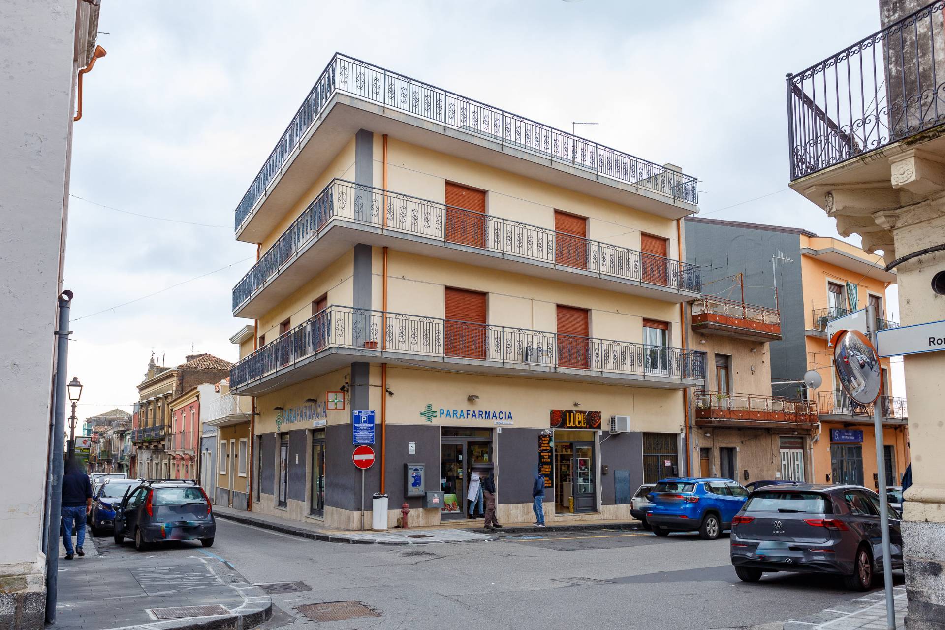 Appartamento in vendita a Aci Sant'Antonio, 5 locali, prezzo € 99.000 | PortaleAgenzieImmobiliari.it