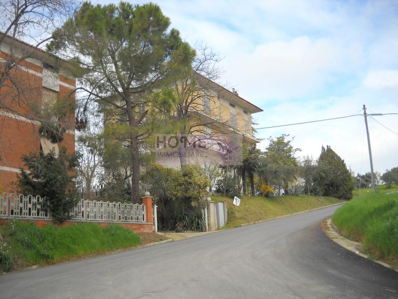 Soluzione Indipendente in vendita a Mogliano, 6 locali, zona Località: zonamacina, prezzo € 290.000 | CambioCasa.it