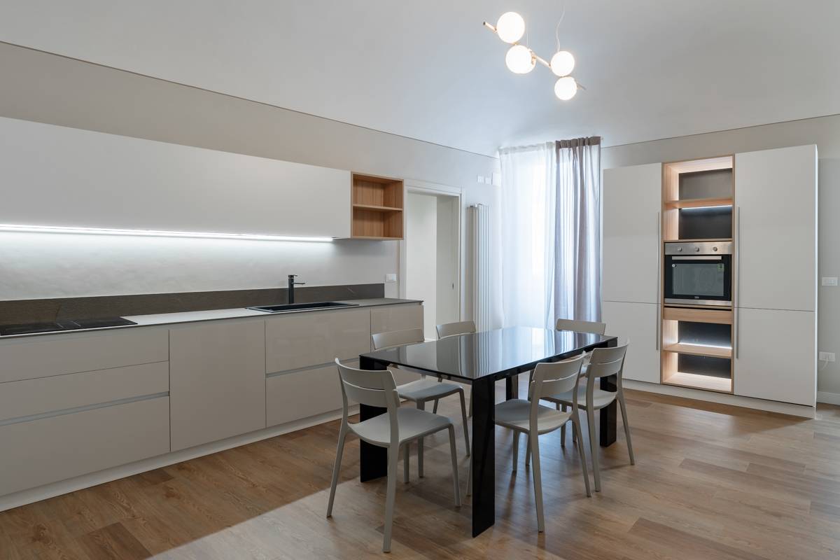 Appartamento in vendita a Chieti, 5 locali, zona Località: Centrostorico, prezzo € 178.000 | PortaleAgenzieImmobiliari.it