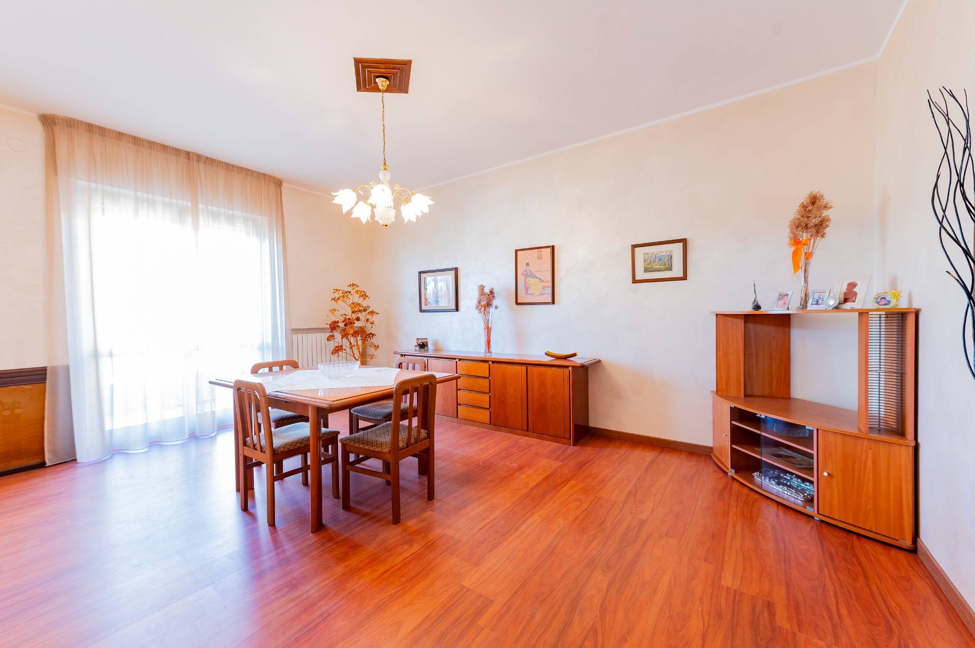 Appartamento in vendita a Chieti, 6 locali, zona ciarola, prezzo € 120.000 | PortaleAgenzieImmobiliari.it