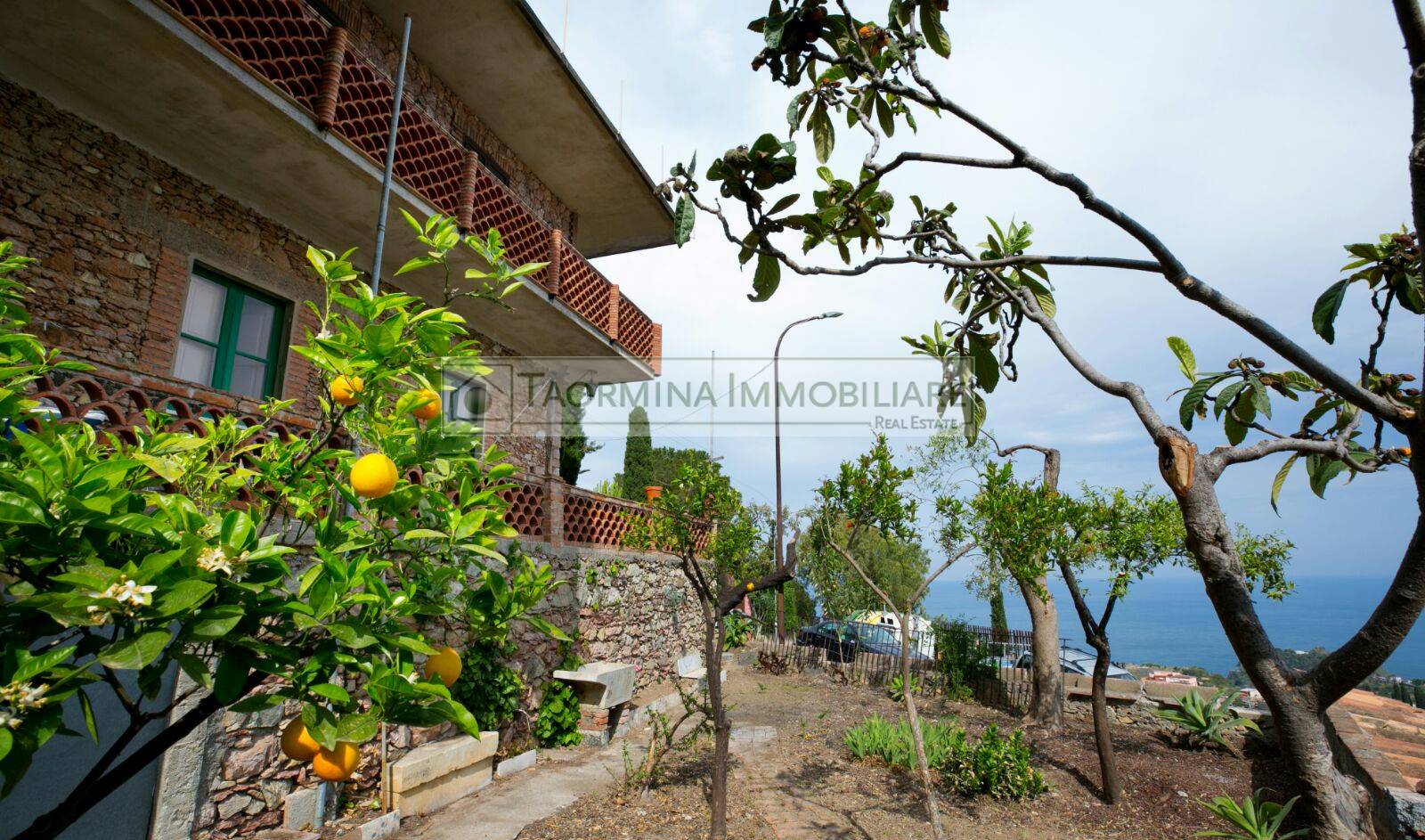 Villa in vendita a Taormina, 6 locali, zona ro, Trattative riservate | PortaleAgenzieImmobiliari.it