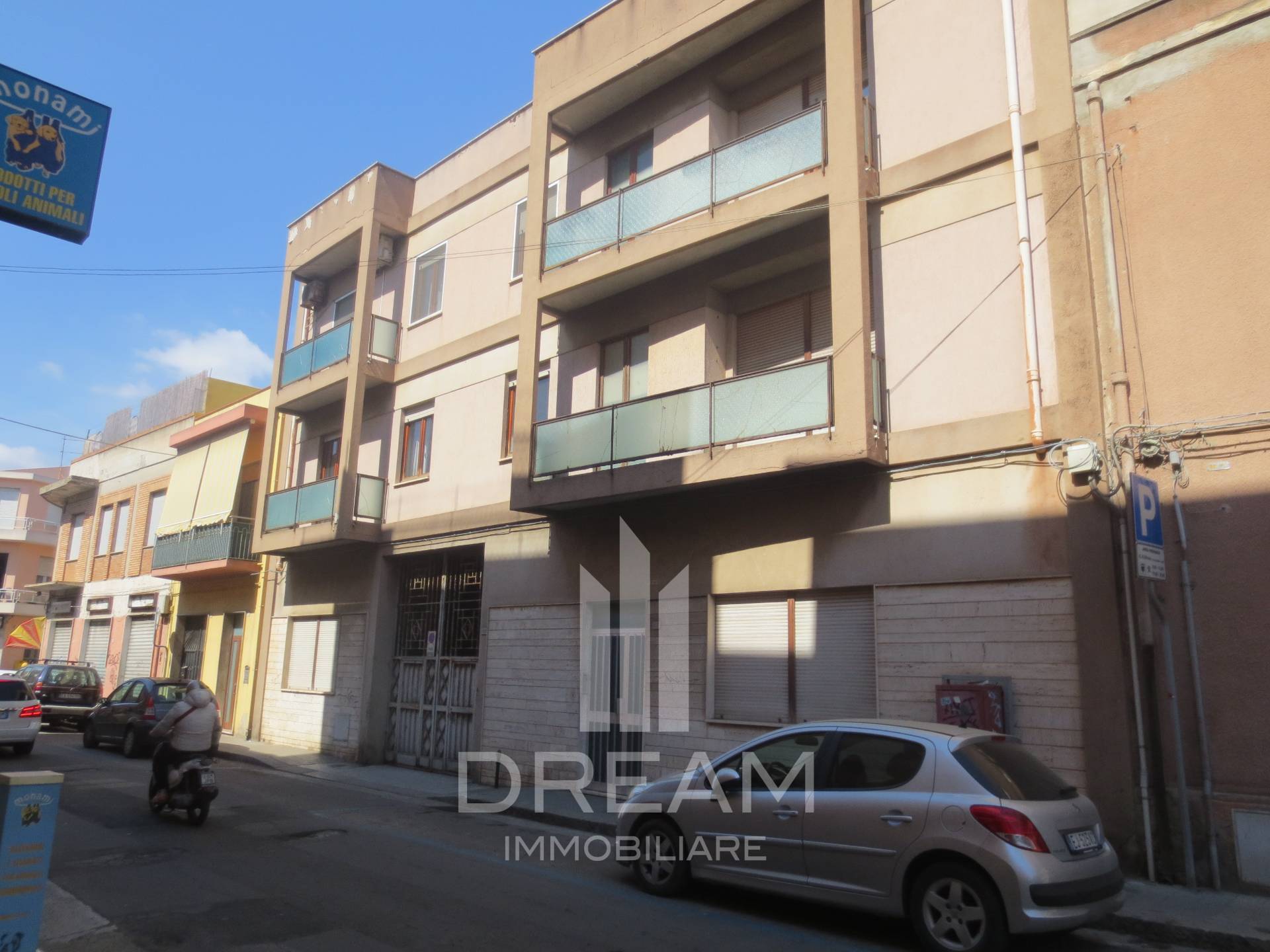 Appartamento in vendita a Quartu Sant'Elena, 5 locali, prezzo € 280.000 | PortaleAgenzieImmobiliari.it