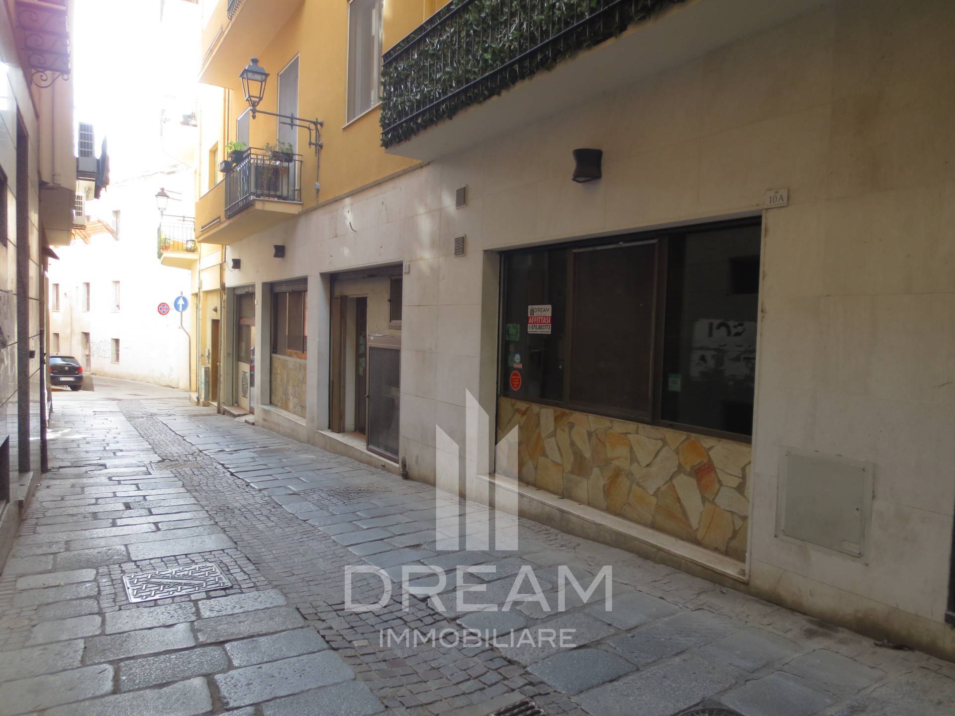 Negozio / Locale in affitto a Cagliari, 9999 locali, zona na, prezzo € 2.400 | PortaleAgenzieImmobiliari.it