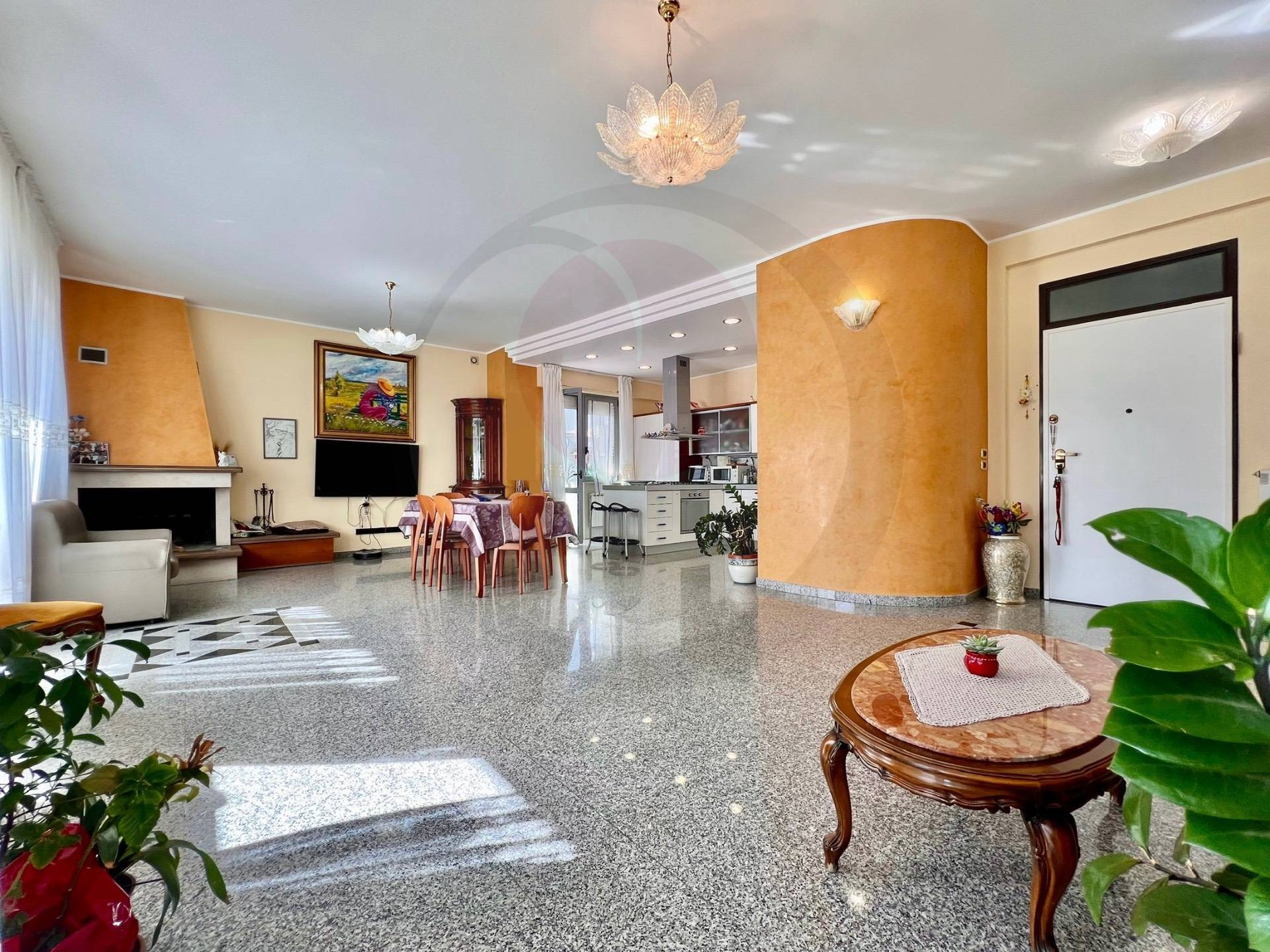 Appartamento in vendita a Lanciano, 7 locali, prezzo € 235.000 | PortaleAgenzieImmobiliari.it