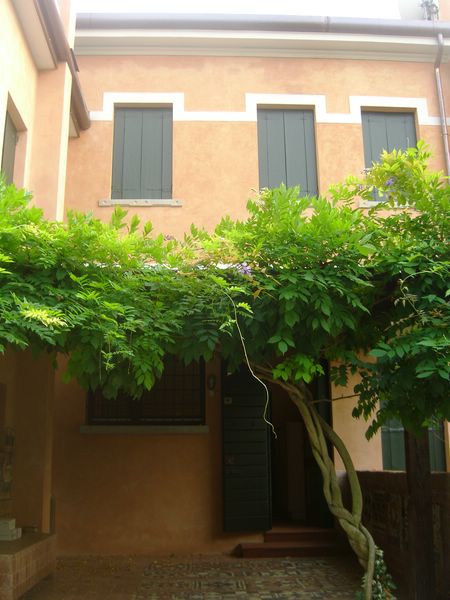 Appartamento in affitto a Treviso, 7 locali, zona Località: FuoriMuraNord, prezzo € 3.000 | CambioCasa.it