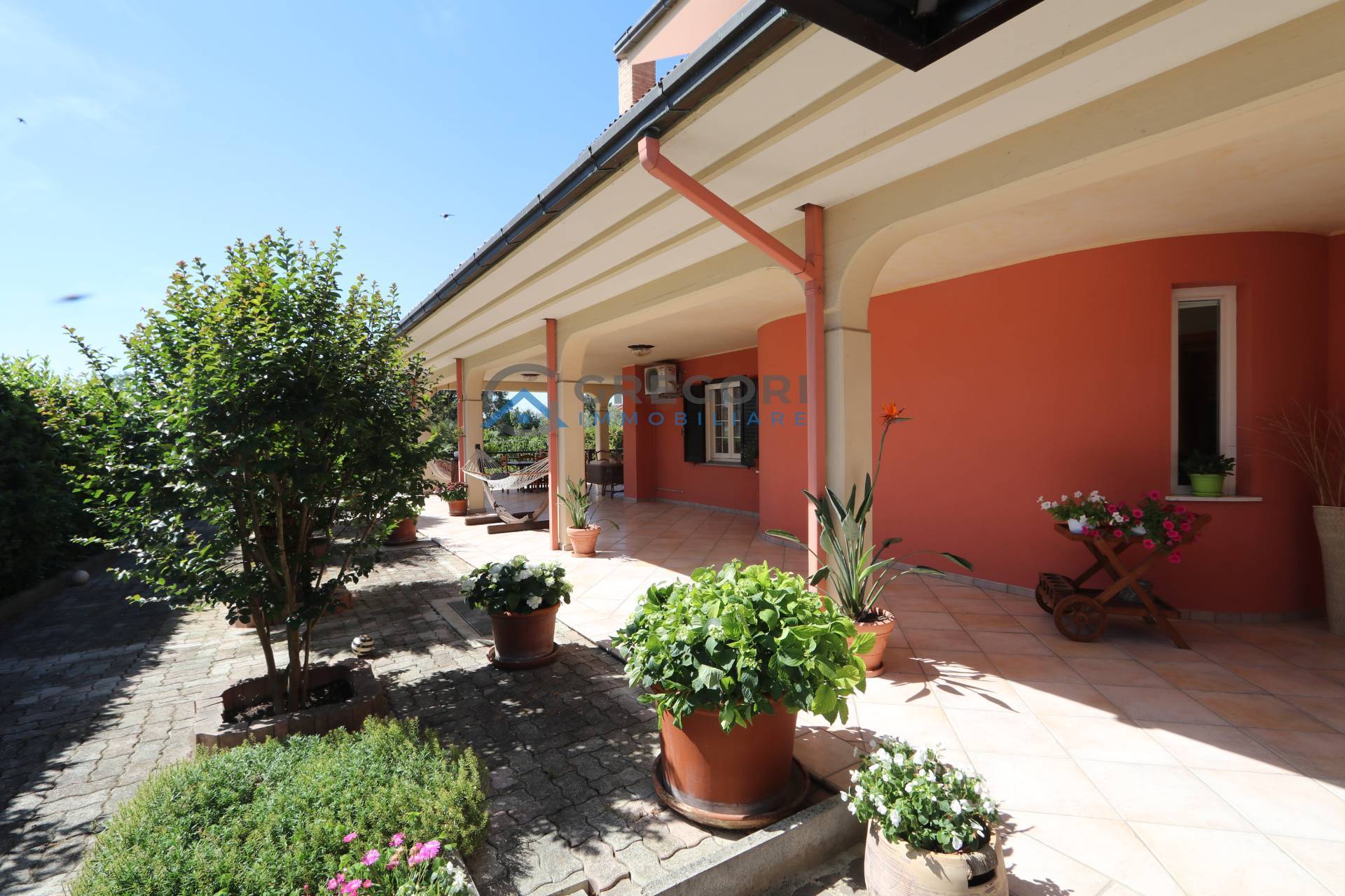 Villa in vendita a Nereto, 11 locali, prezzo € 530.000 | PortaleAgenzieImmobiliari.it