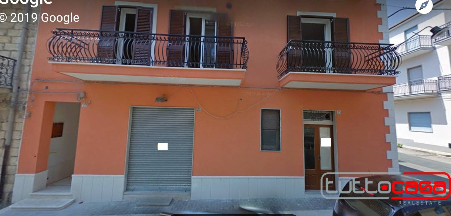 Negozio / Locale in affitto a Scicli, 9999 locali, prezzo € 380 | CambioCasa.it