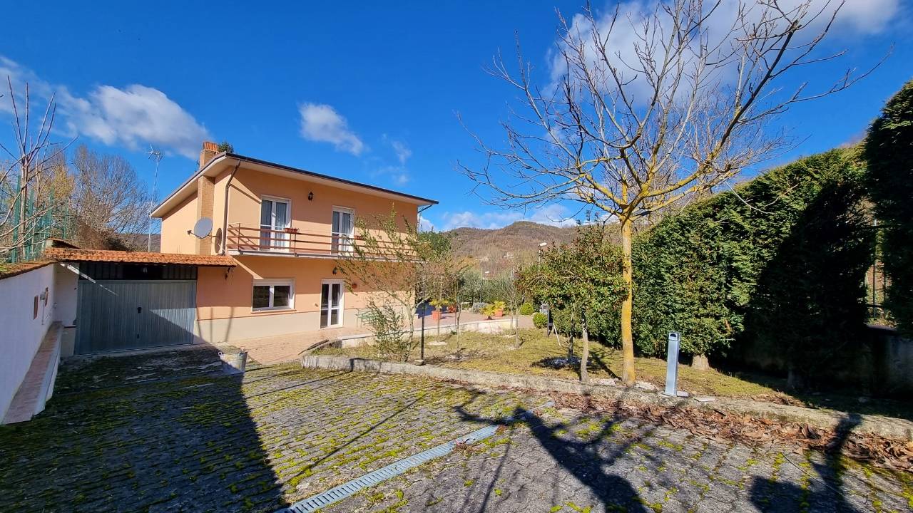 Villa in vendita a San Nicola Baronia, 6 locali, prezzo € 75.000 | PortaleAgenzieImmobiliari.it