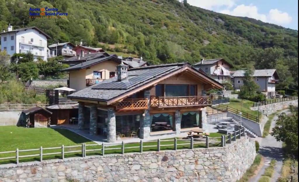 Villa in vendita a Nus, 4 locali, prezzo € 795.000 | PortaleAgenzieImmobiliari.it