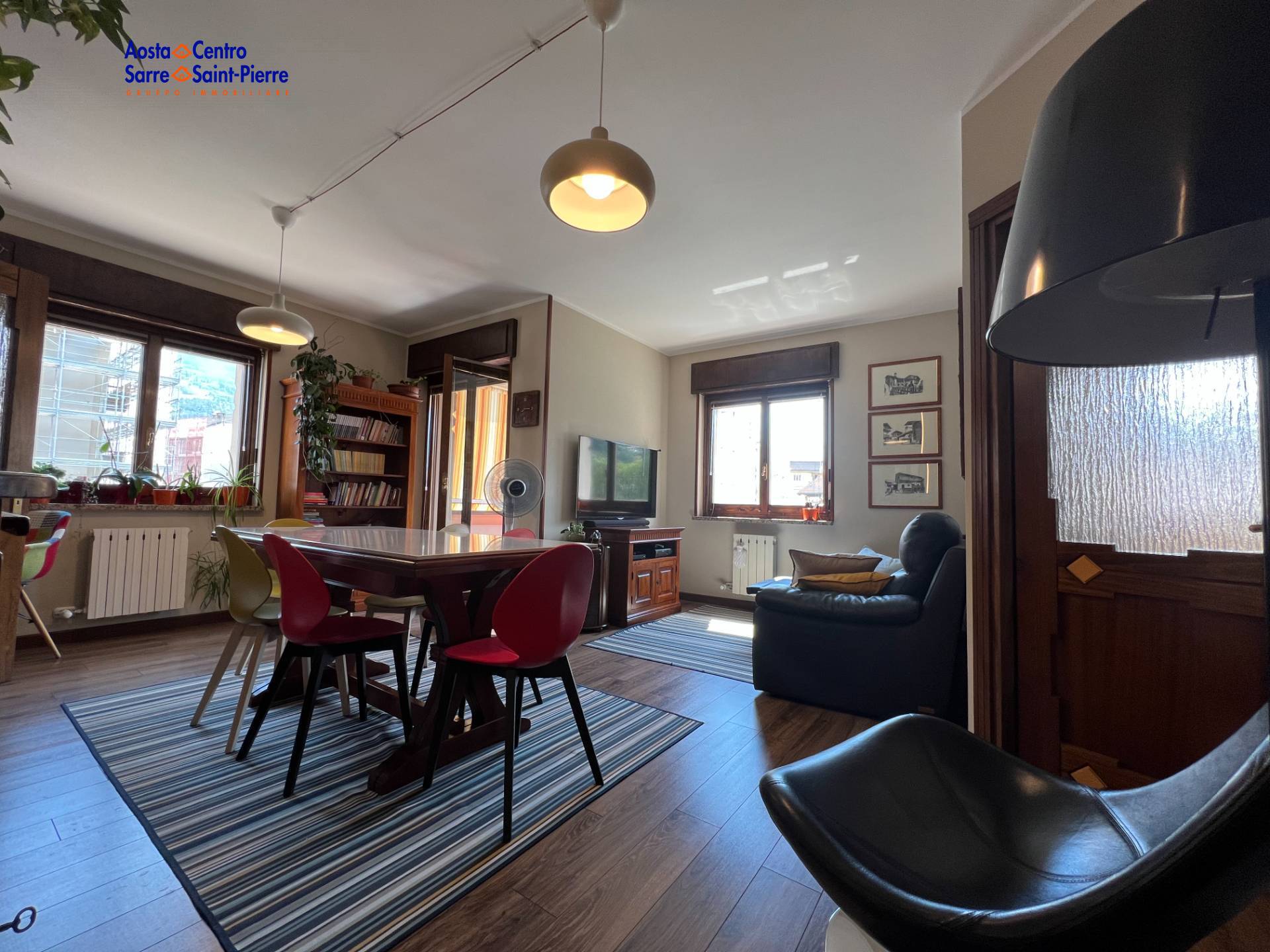 Appartamento in vendita a Aosta, 4 locali, prezzo € 240.000 | PortaleAgenzieImmobiliari.it