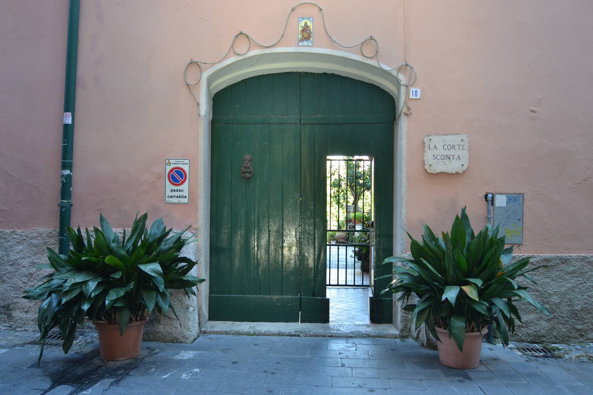 Appartamento in vendita a Finale Ligure, 5 locali, zona lborgo, prezzo € 420.000 | PortaleAgenzieImmobiliari.it