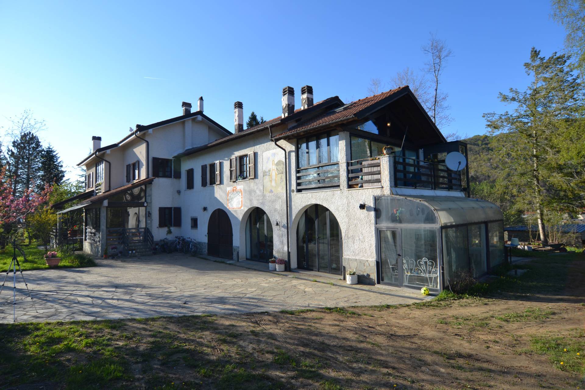 Villa in vendita a Bardineto, 12 locali, prezzo € 347.000 | PortaleAgenzieImmobiliari.it