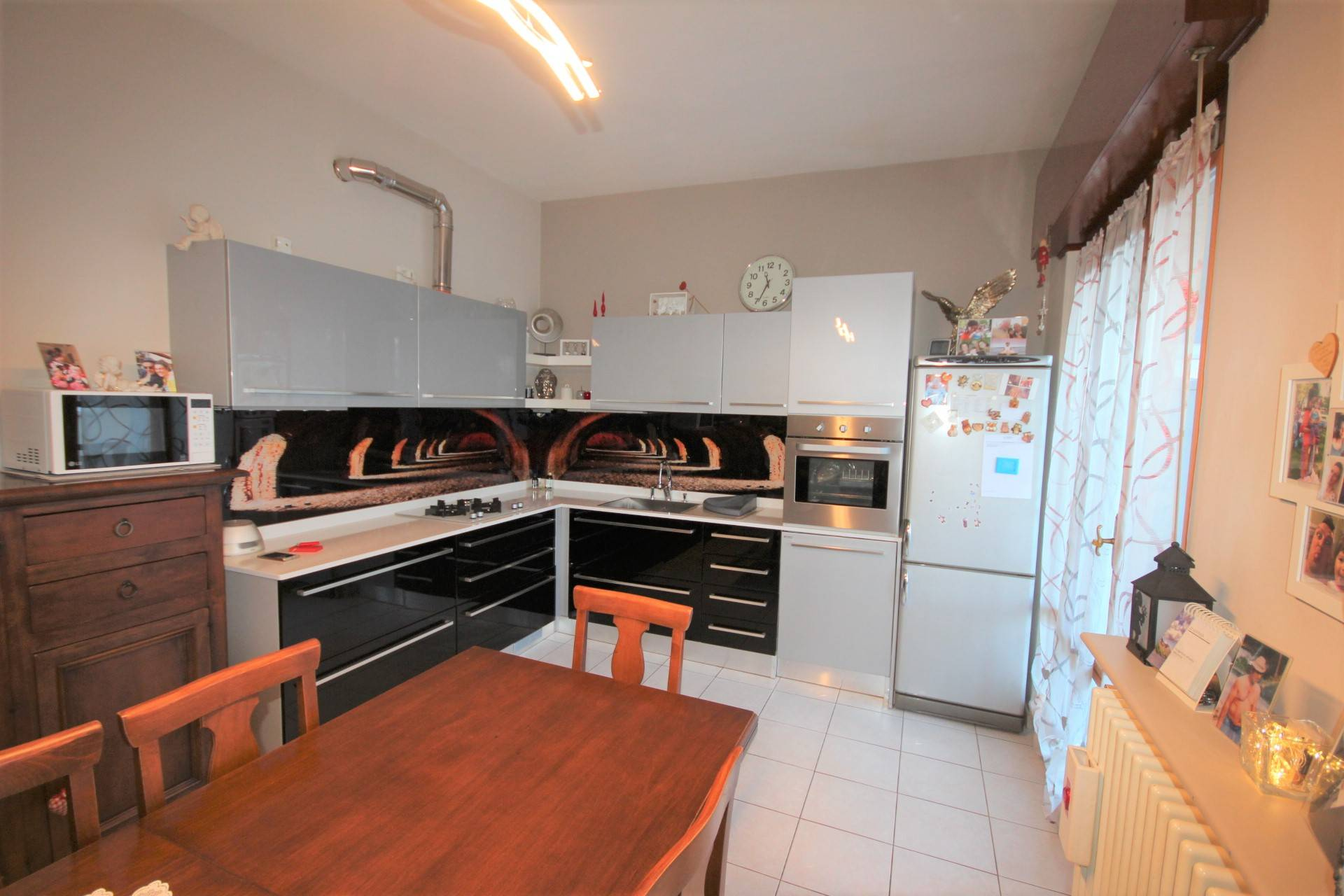 Appartamento in vendita a Cannobio, 3 locali, prezzo € 246.000 | PortaleAgenzieImmobiliari.it