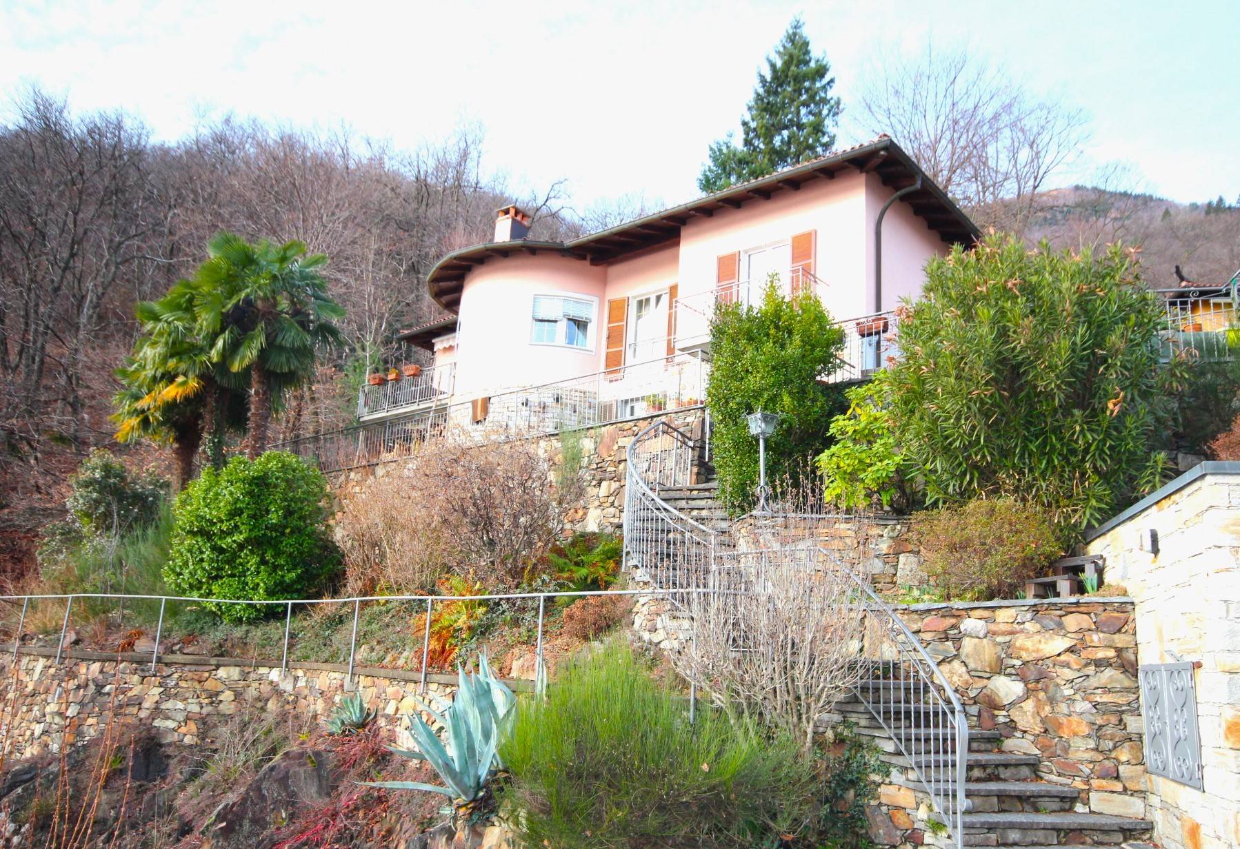 Villa in vendita a Cannobio, 5 locali, prezzo € 700.000 | PortaleAgenzieImmobiliari.it