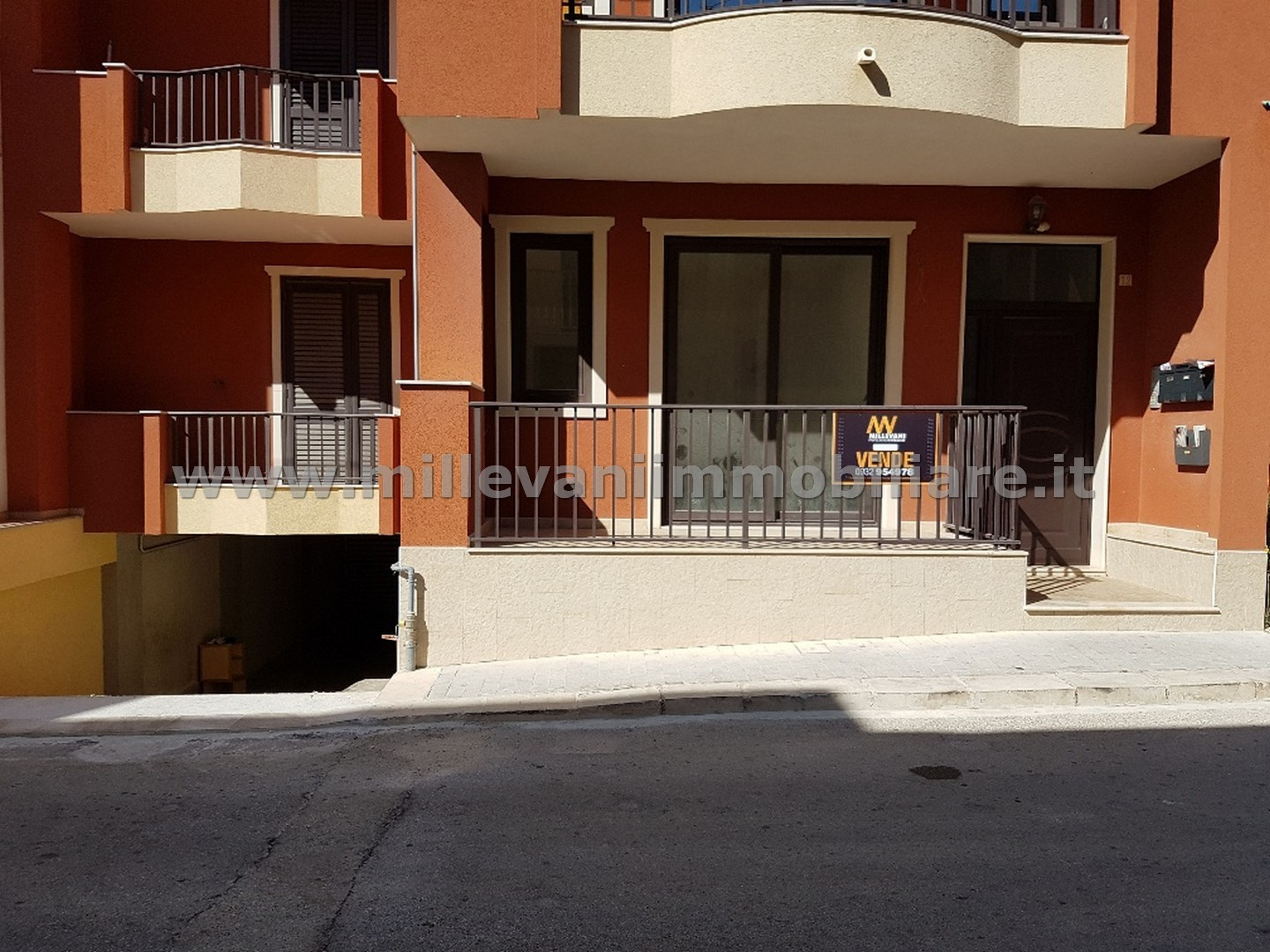 Appartamento in vendita a Pozzallo, 4 locali, zona Località: VialeEuropa, prezzo € 140.000 | CambioCasa.it