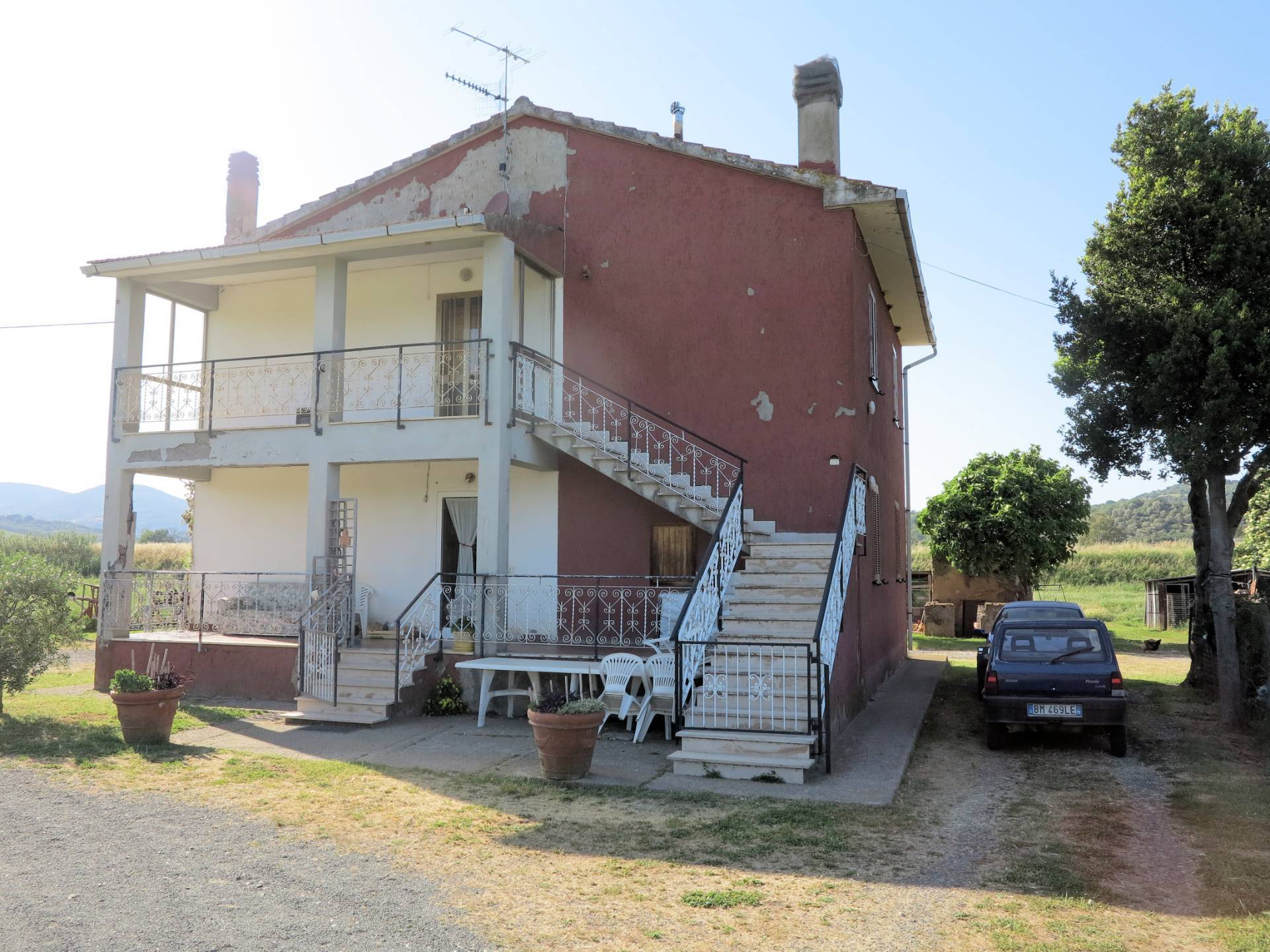 Rustico / Casale in vendita a Gavorrano, 8 locali, prezzo € 450.000 | PortaleAgenzieImmobiliari.it