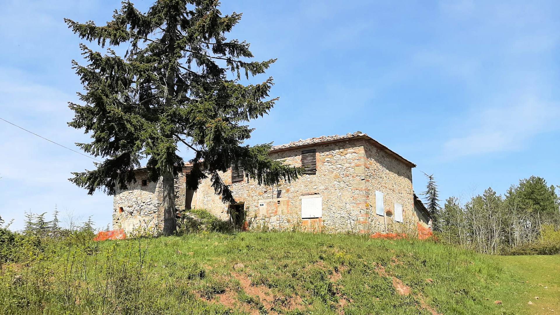 Rustico / Casale in vendita a Gaiole in Chianti, 9 locali, prezzo € 330.000 | PortaleAgenzieImmobiliari.it