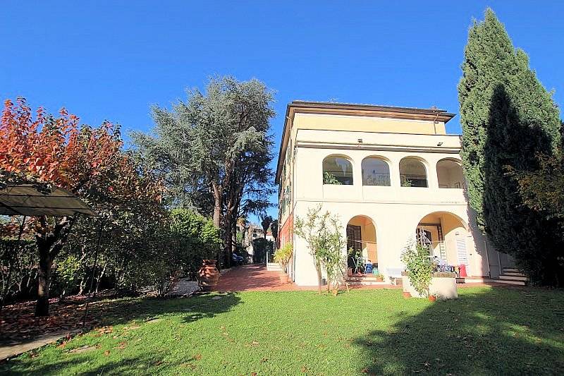 Villa in vendita a Calci, 15 locali, prezzo € 1.790.000 | PortaleAgenzieImmobiliari.it