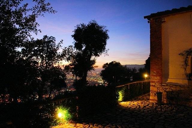 Villa in vendita a Monsummano Terme, 8 locali, prezzo € 900.000 | PortaleAgenzieImmobiliari.it