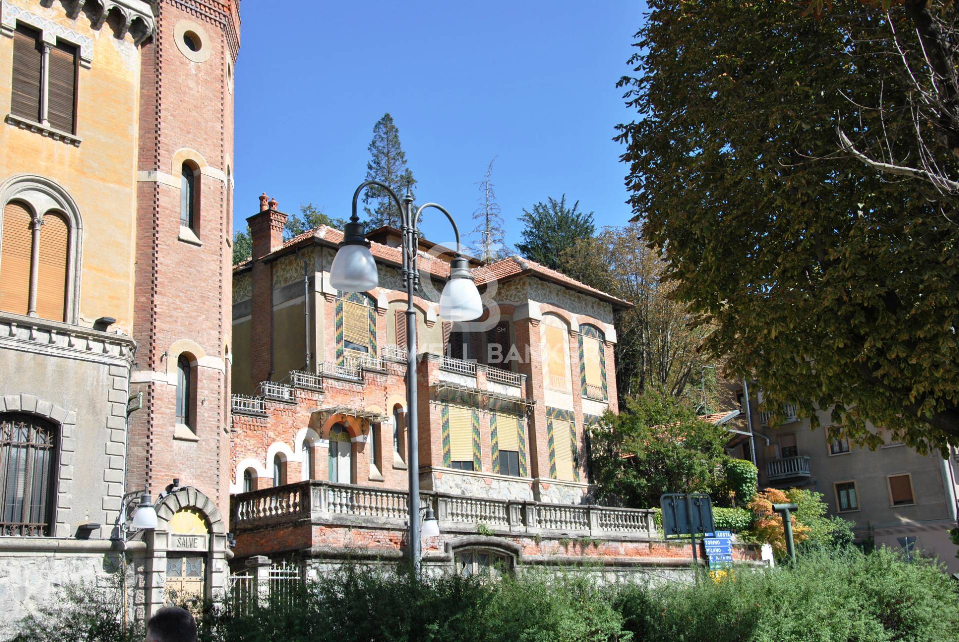 Villa in vendita a Saint-Vincent, 10 locali, prezzo € 398.000 | PortaleAgenzieImmobiliari.it