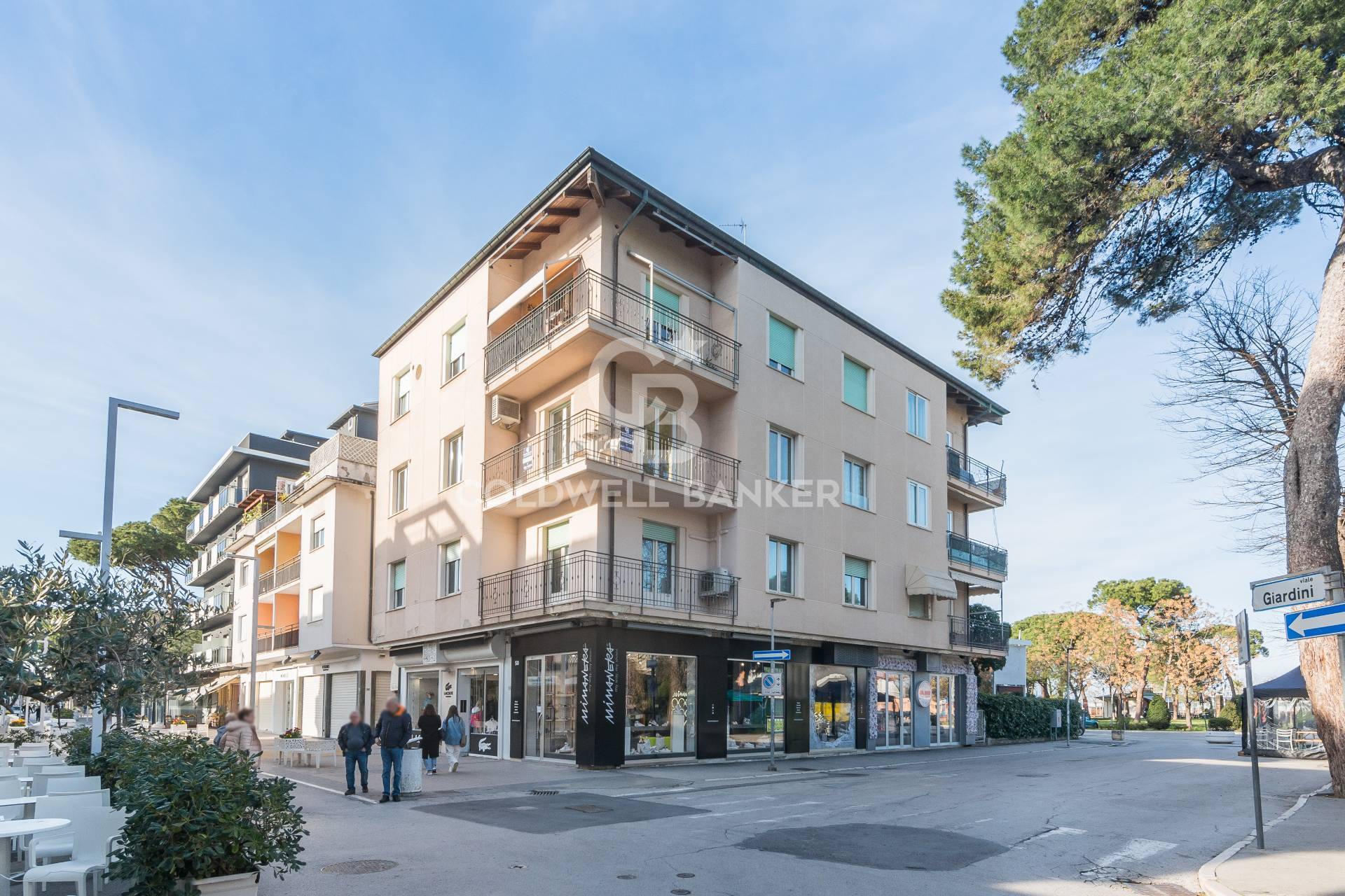 Appartamento in vendita a Riccione, 4 locali, zona Località: CENTRO, prezzo € 650.000 | PortaleAgenzieImmobiliari.it