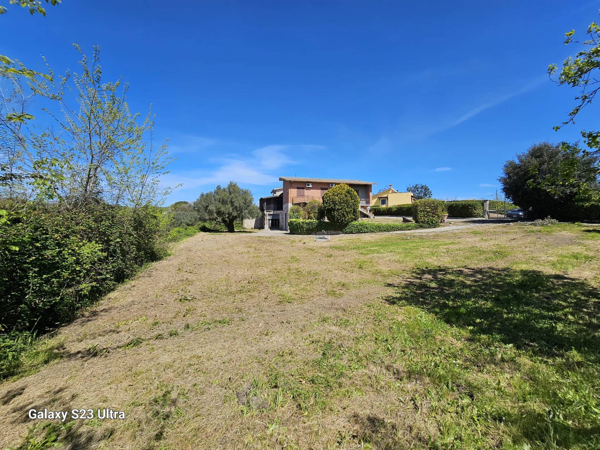Villa in vendita a Formello, 8 locali, zona Località: centrale, prezzo € 270.000 | PortaleAgenzieImmobiliari.it