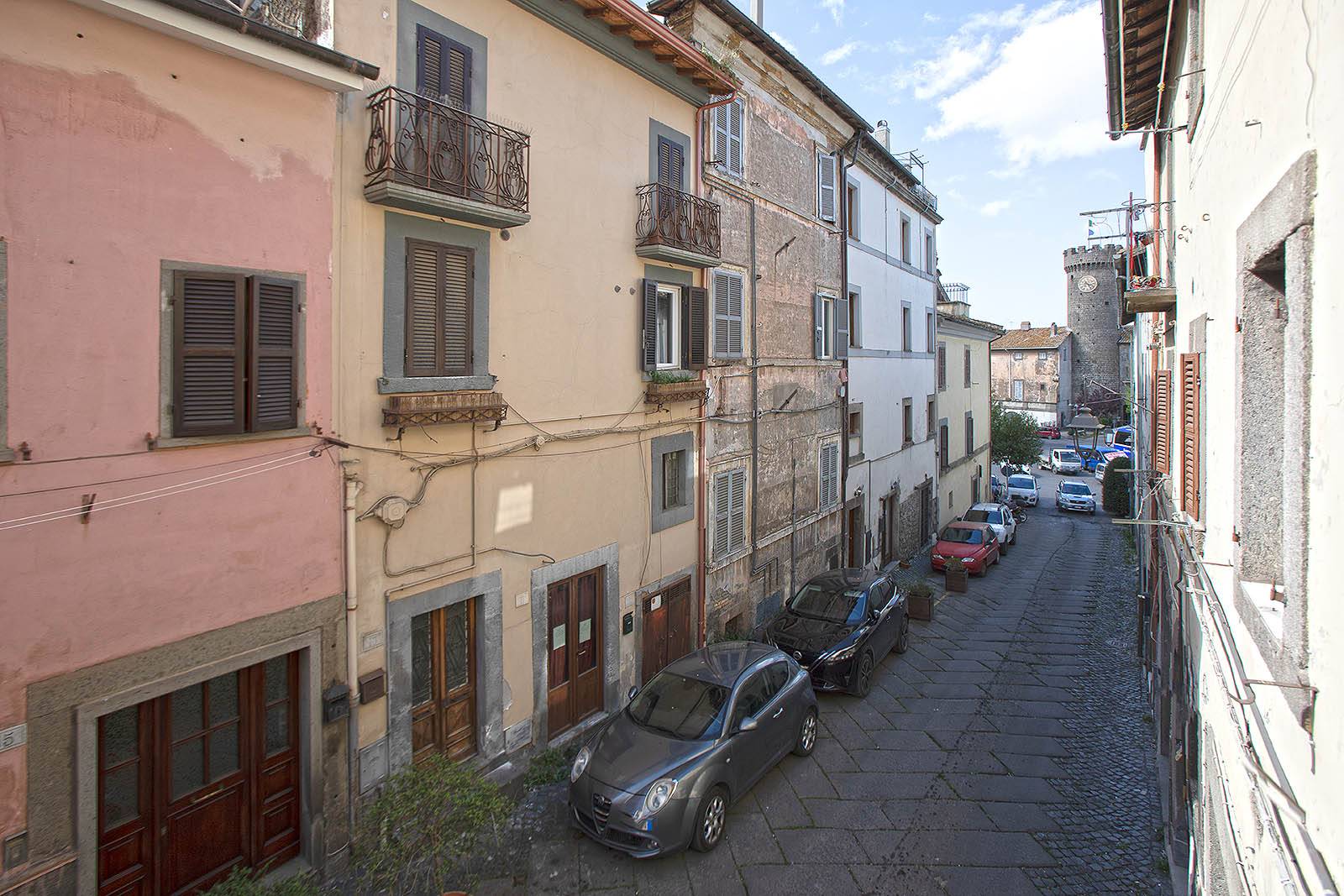 Appartamento in vendita a Viterbo, 3 locali, zona aia, prezzo € 39.000 | PortaleAgenzieImmobiliari.it